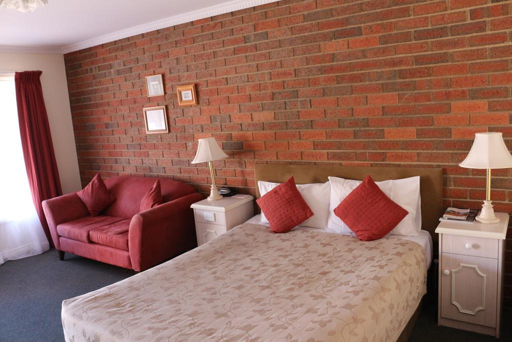 BENDIGO HAYMARKET MOTOR INN 23/27
