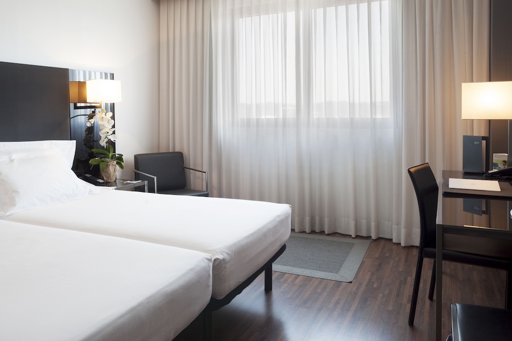 Ac Hotel Vicenza By Marriott 7/28