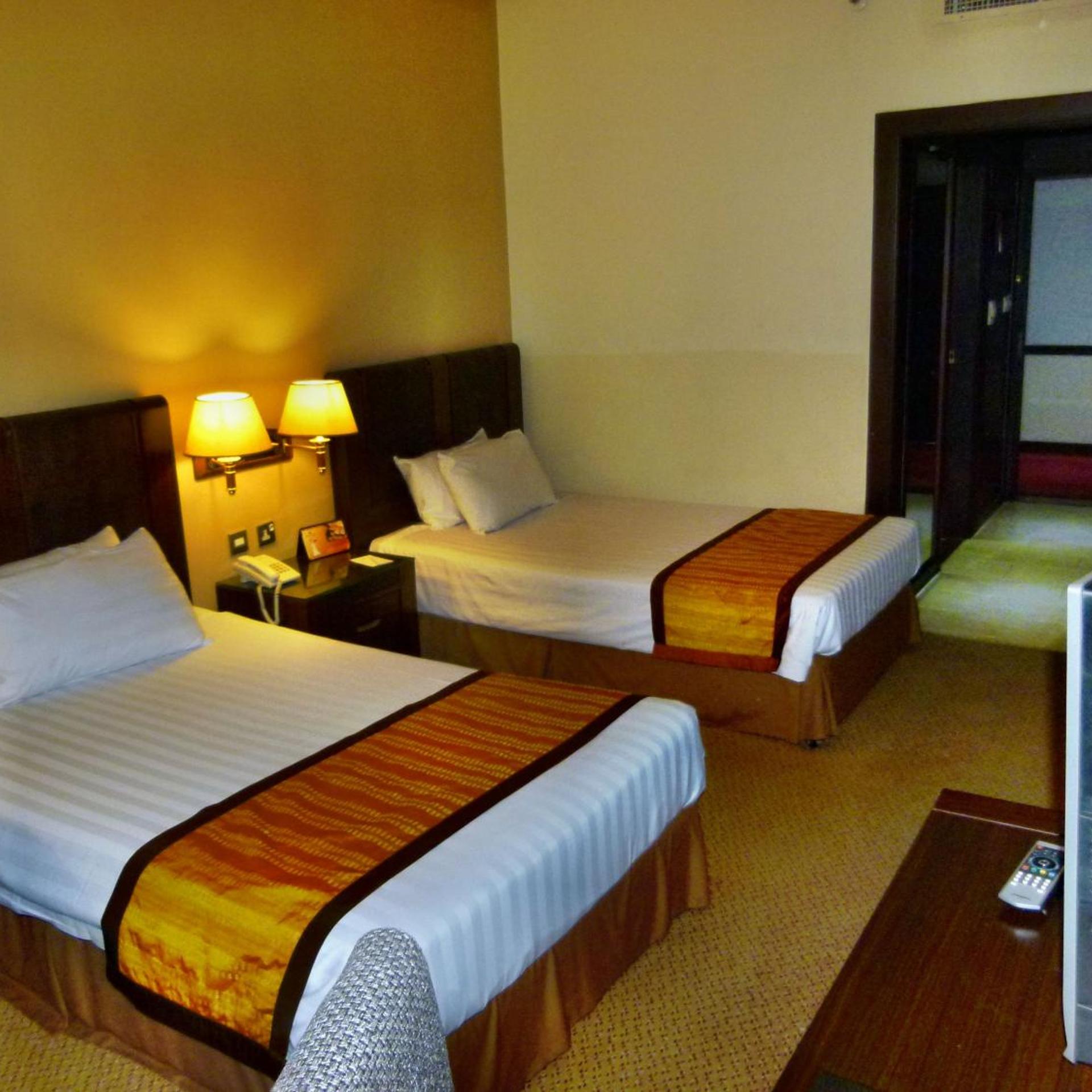 Knight Armour Hotel, Dubai