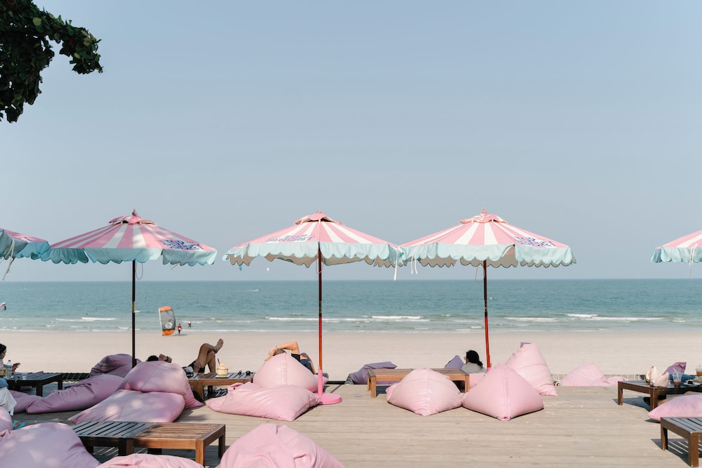 The Sea-Cret Hua Hin Hotel 70/73