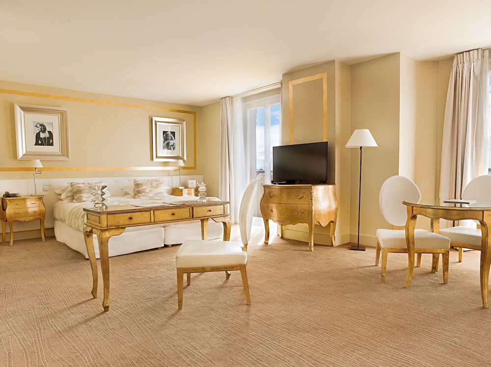 Renoir Cannes Hotel 53/68