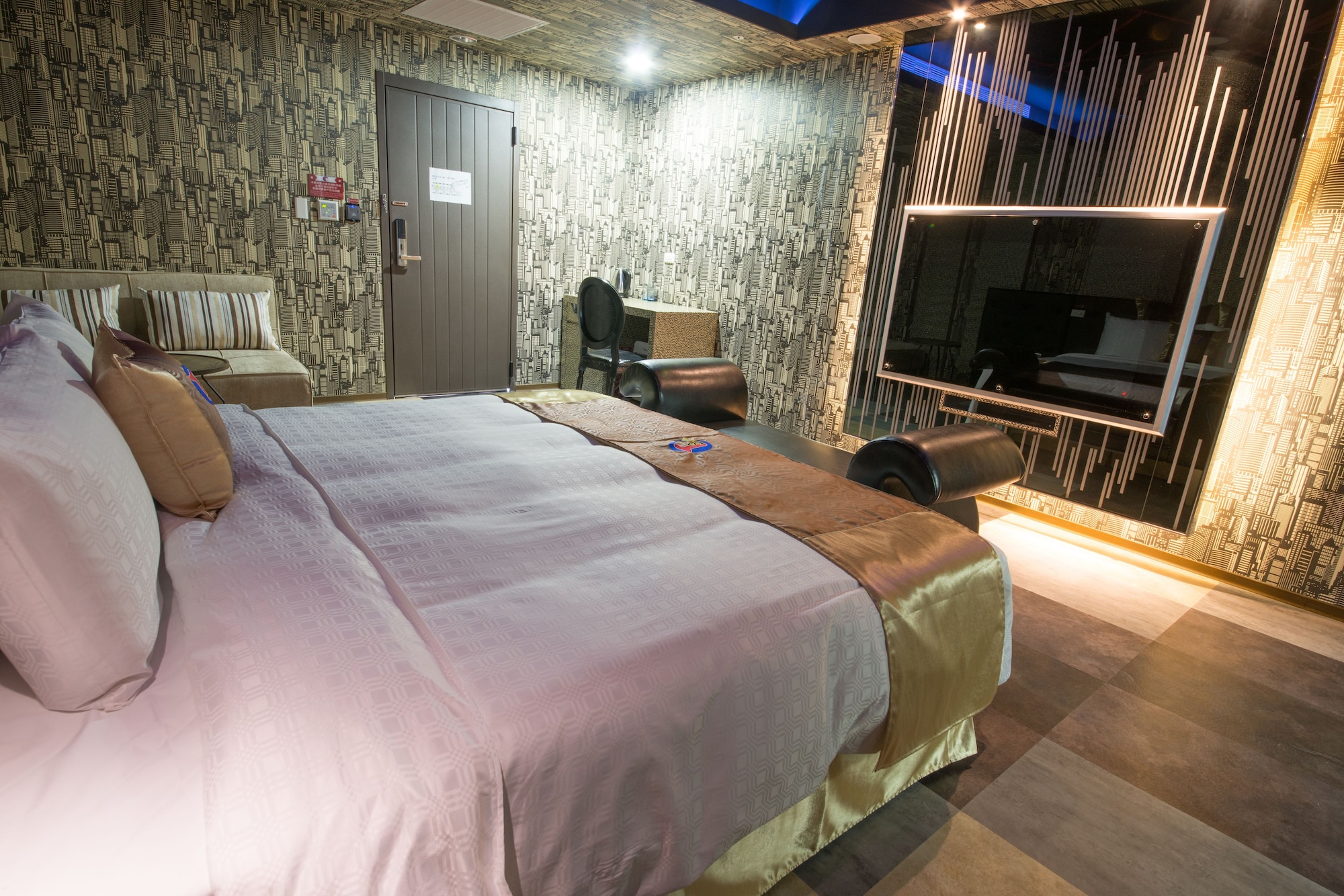 STANDARD, DOUBLE BED