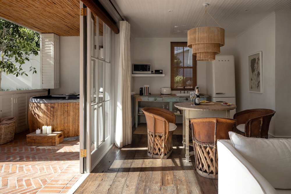 Akademie Street Guesthouses 39/50