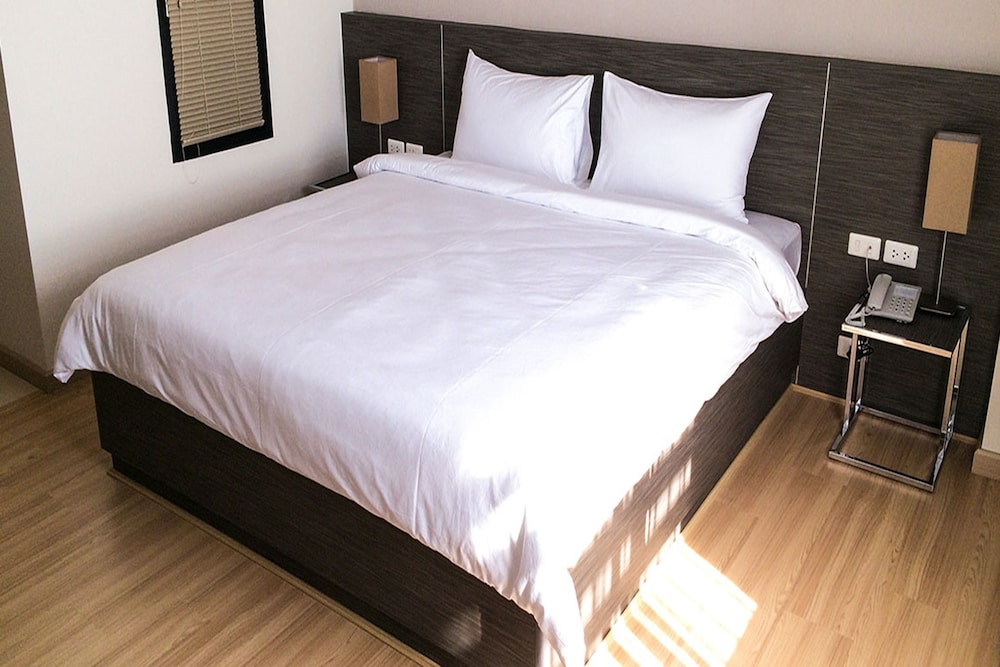 Leosor Hotel 10/58