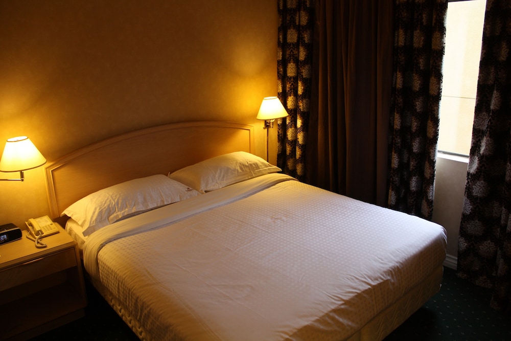Garden Suite Hotel 14/56