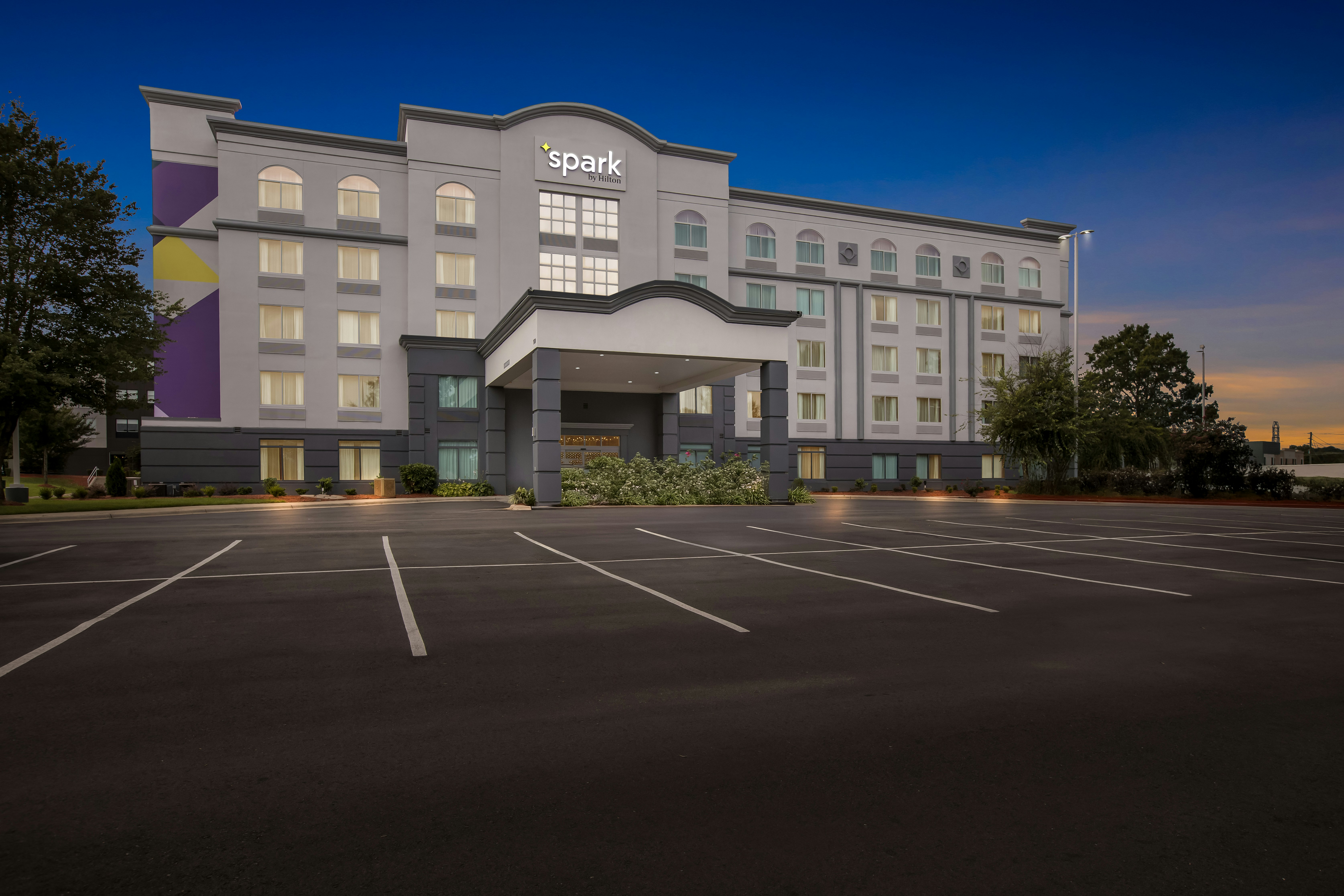 Spark by Hilton Rock Hill 14/27