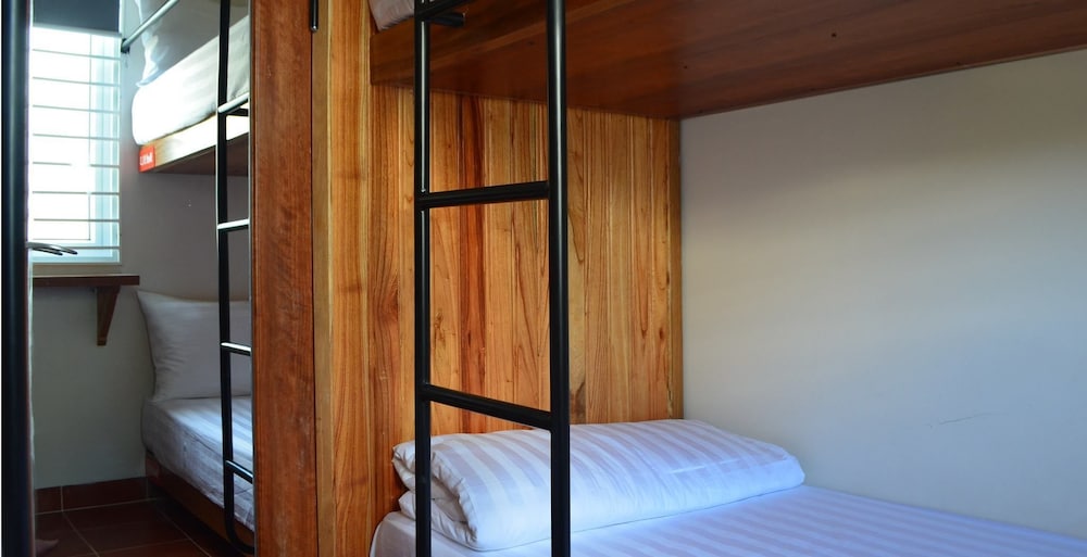 Tabalo Hostel 14/40