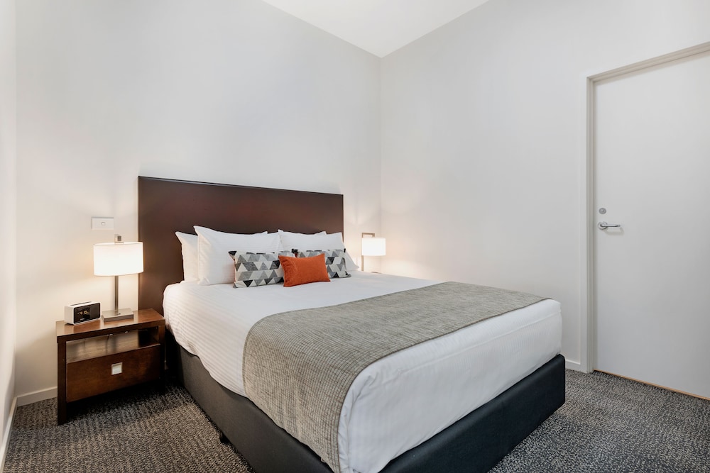 Melbourne CBD Central Apartment Hotel 19/37