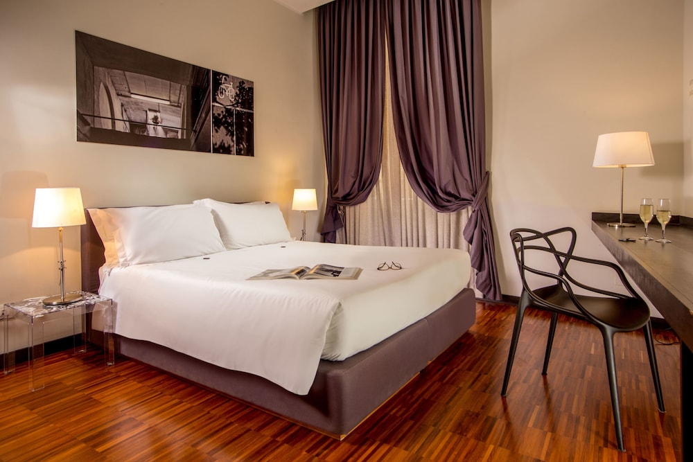 SUPERIOR, DOUBLE BED