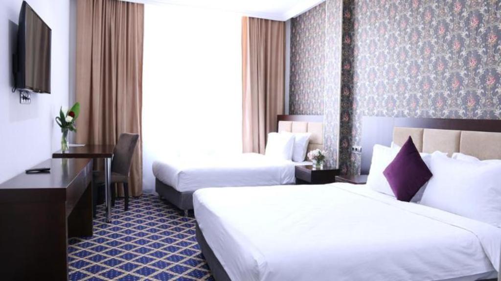 Room at Corniche Hotel Baku, BAKU