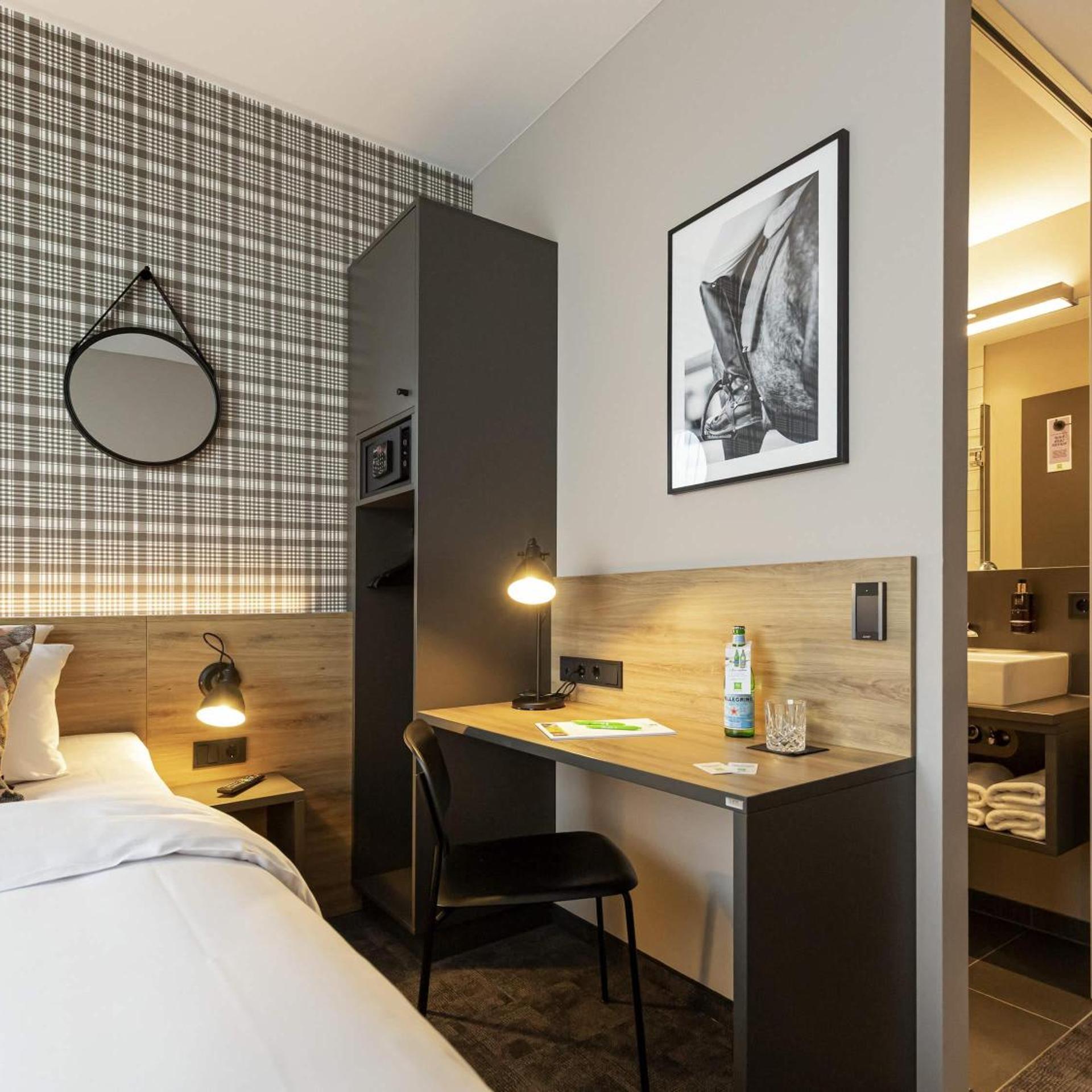 غرفة قياسية بسرير كينج، Ibis Styles Vechta 5/8