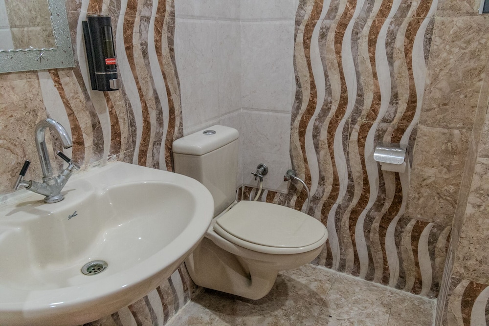 Hotel Raj Mandir 43/44