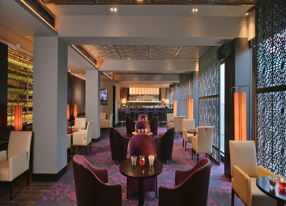 Grand Mercure Agra 29/50