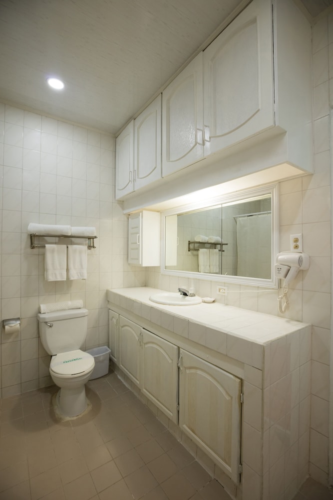 Beach Garden Hotel And Apartment 46/50