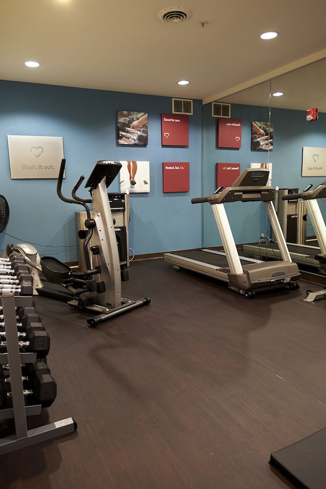 Comfort Suites Lake Geneva East 23/46