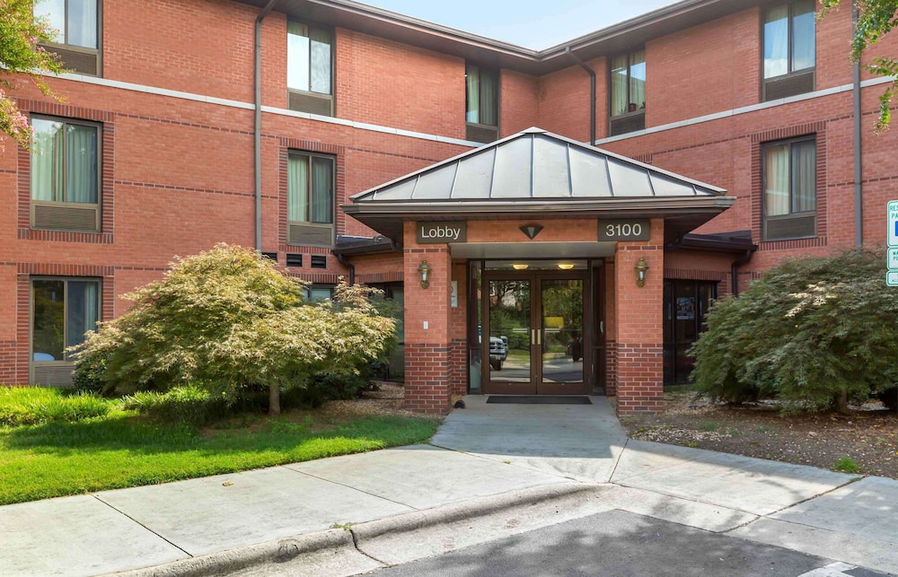Extended Stay America - Raleigh - Cary - Regency Parkway S 42/47