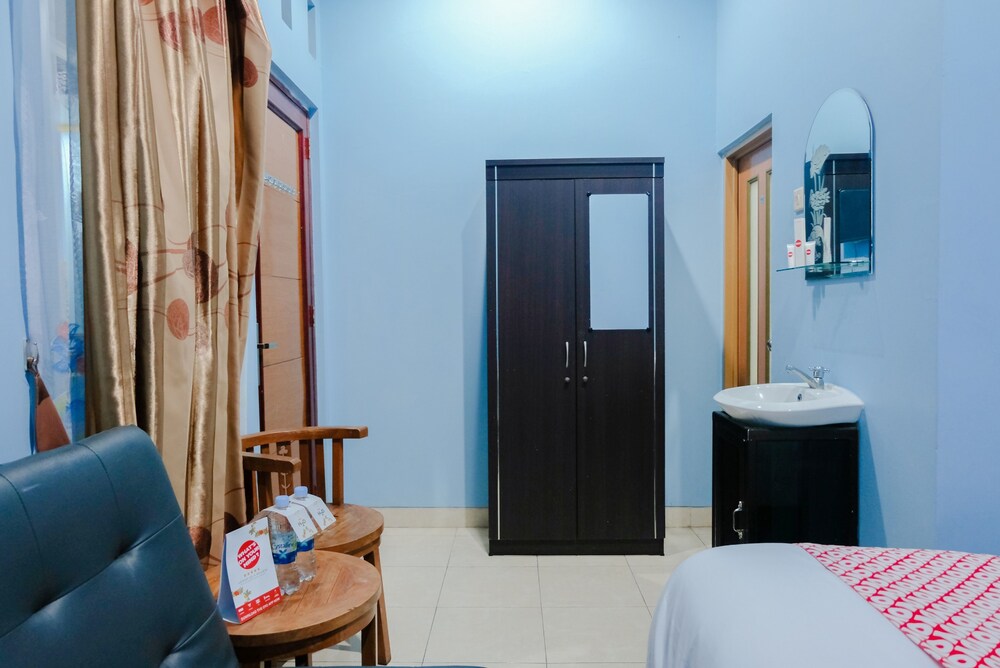 Hotel O Guest House Amalia Malang 39/52