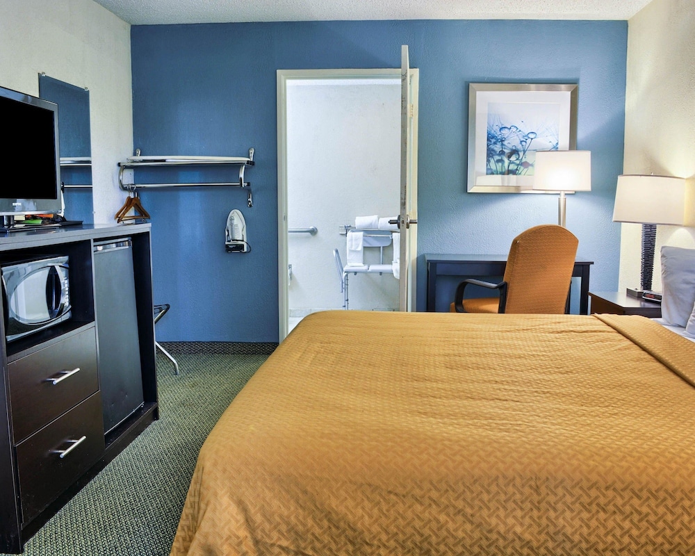 Quality Inn Thornburg 14/40