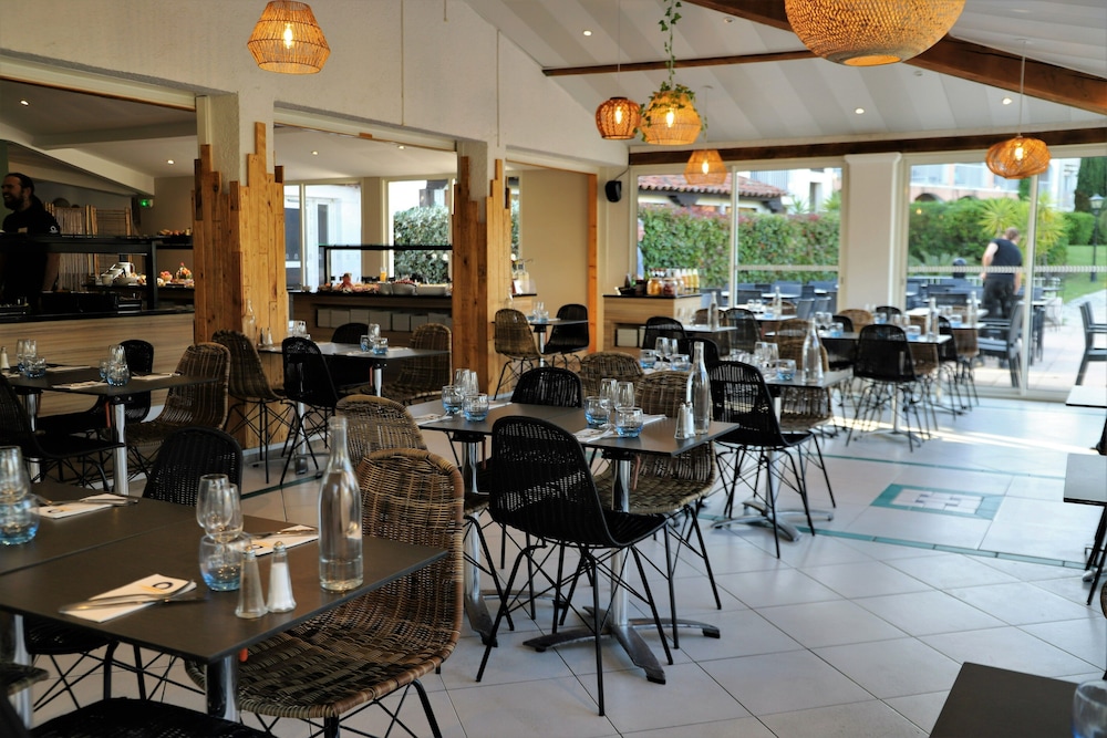 SOWELL HOTELS Saint Tropez 52/67