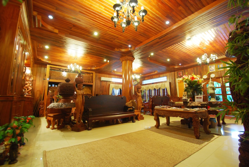 Shining Angkor Boutique Hotel 12/76