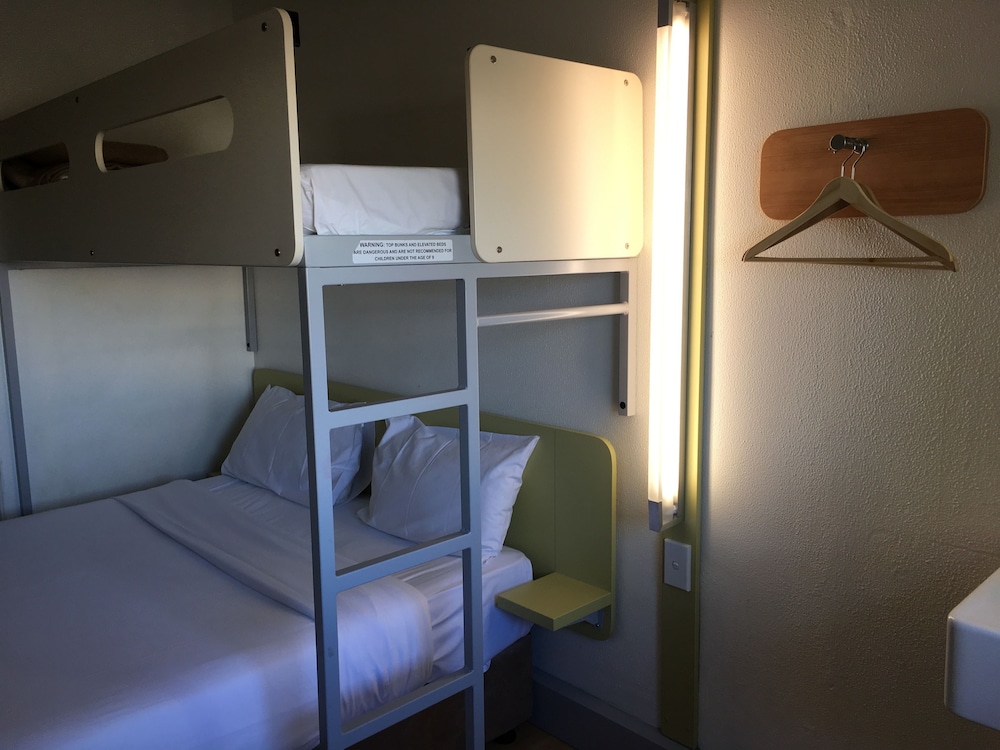ibis budget Campbelltown 46/57