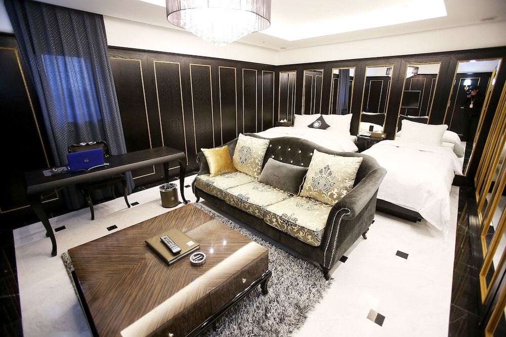 Hotel Cullinan Yongin 38/62