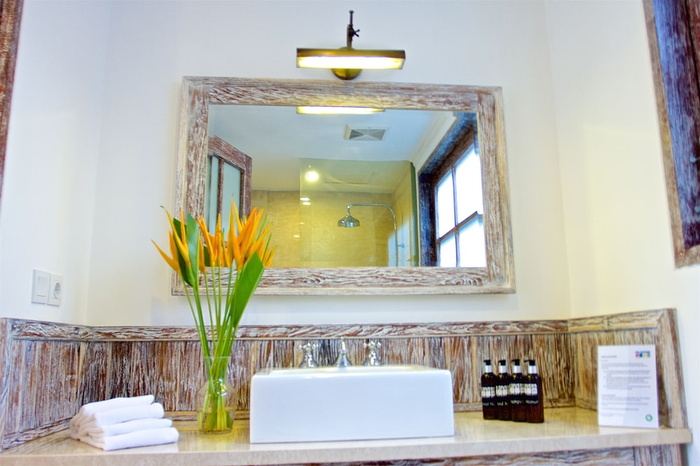 Ok Divers Resort & Spa 5/76