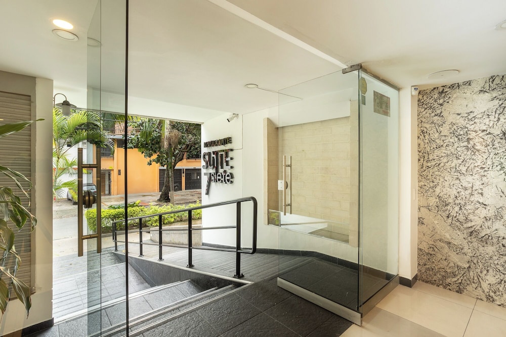 Suite Comfort Hotel 38/65