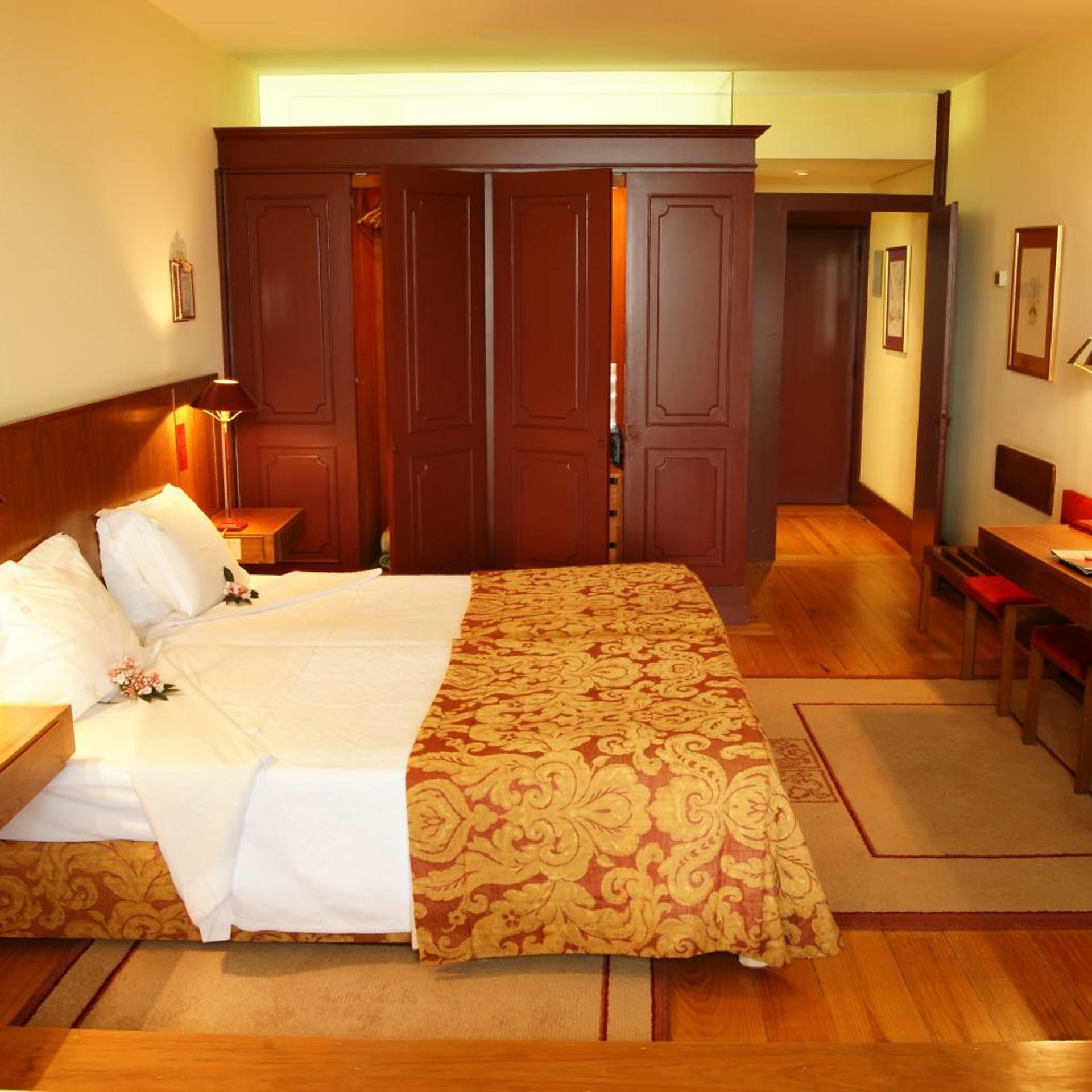 Family, Double Bed