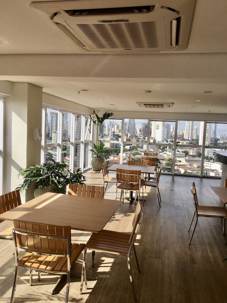 Qs Marista Stay and Hotel 37/49