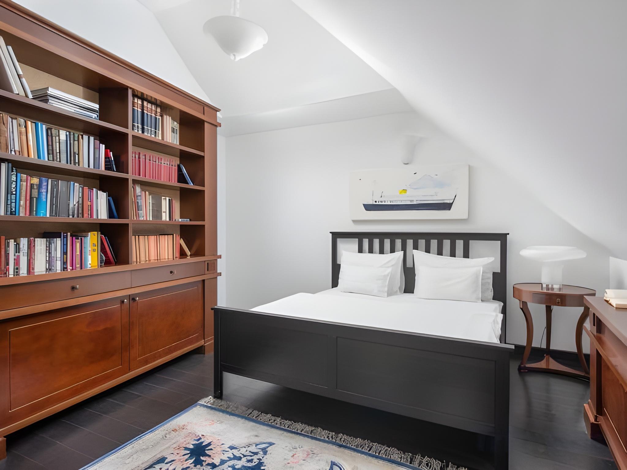 Penthouse Suite, Queen Bed, Old Town View, Terrace