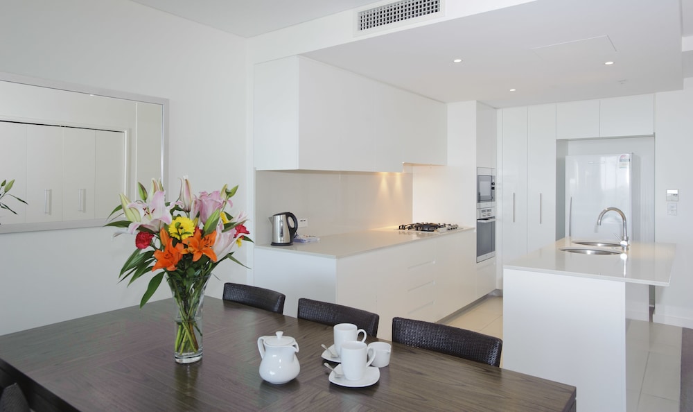 Kirra Surf Apartments 58/75