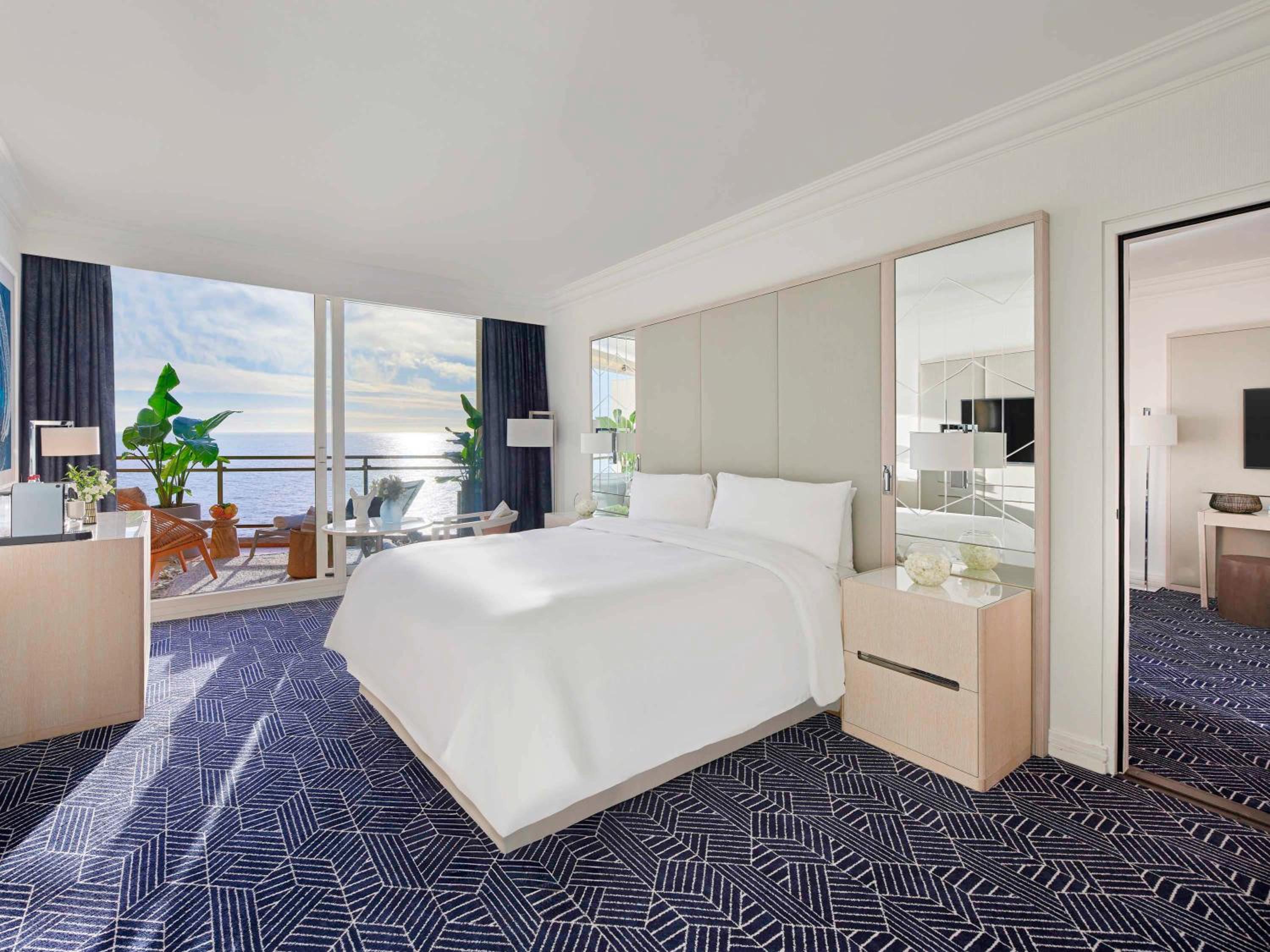 Riviera, Suite, 1 King or 2 Double Beds, Sea View