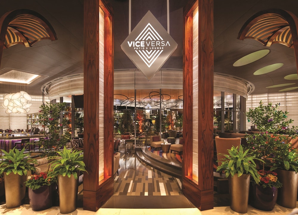 Vdara Hotel and Spa 64/76