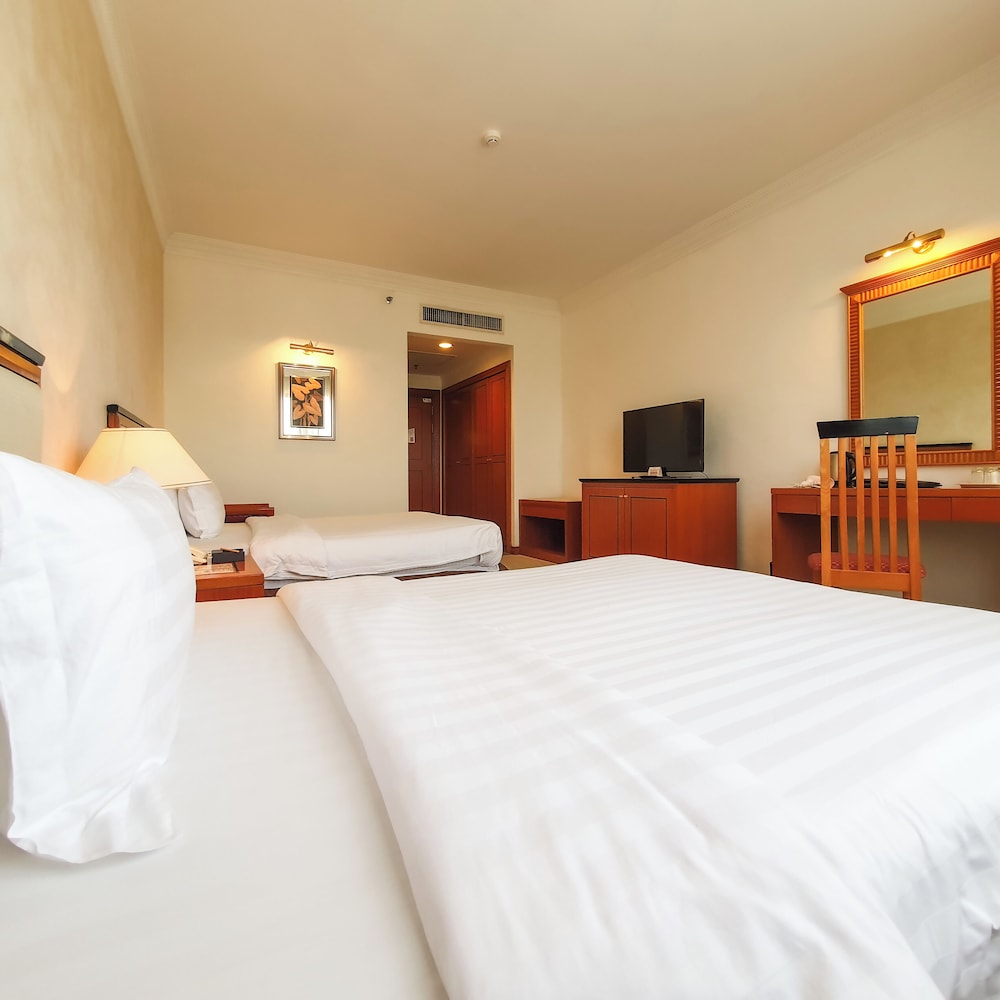 Parkview Hotel 8/50