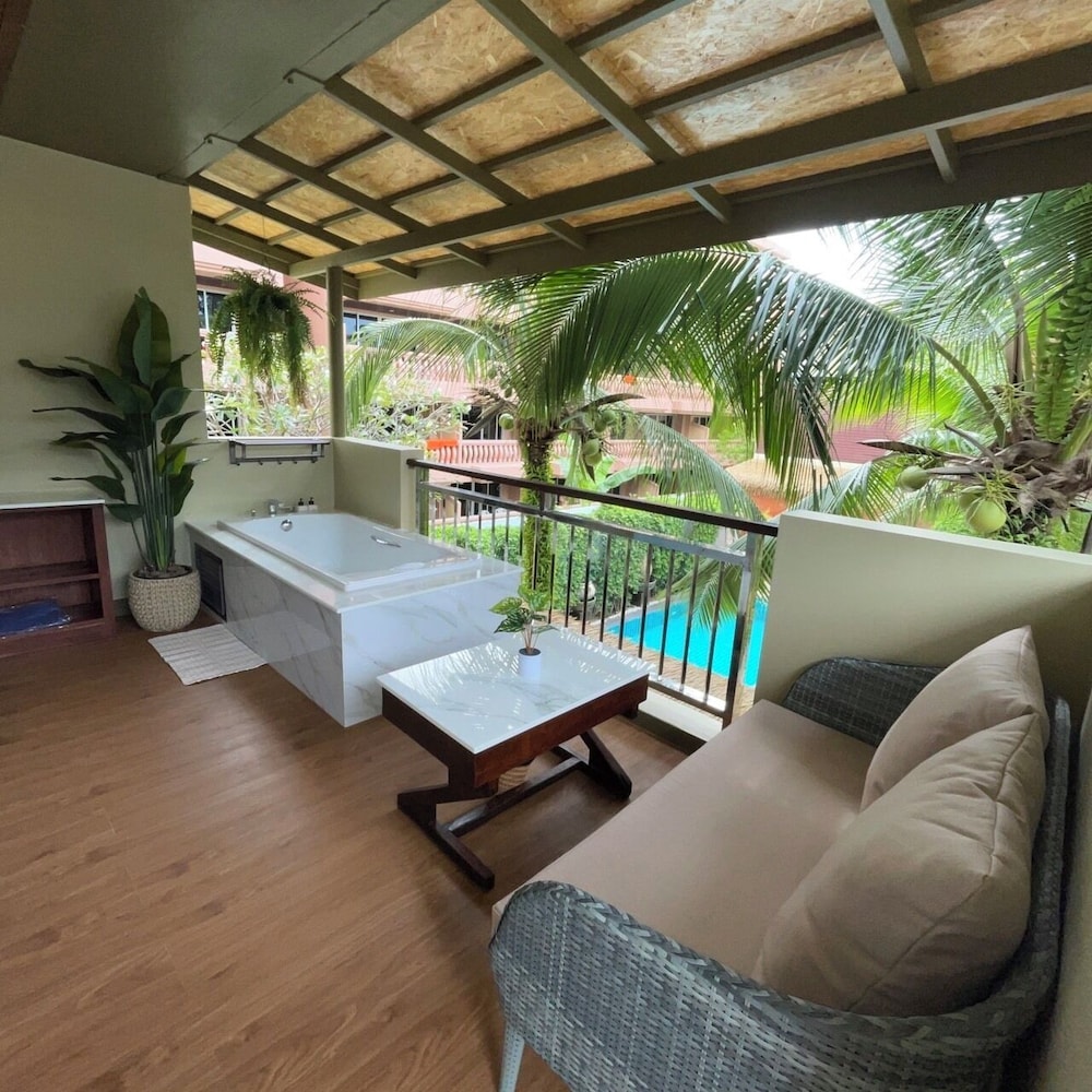Baan SaiLom Resort Karon Phuket 26/49