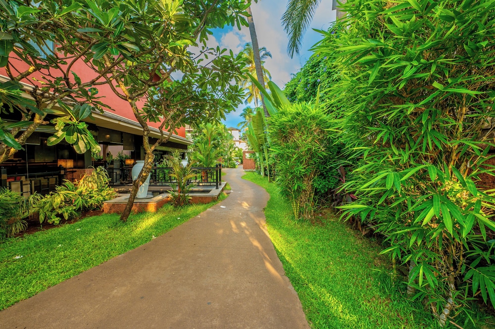 O Hotel Goa, Candolim Beach 40/50
