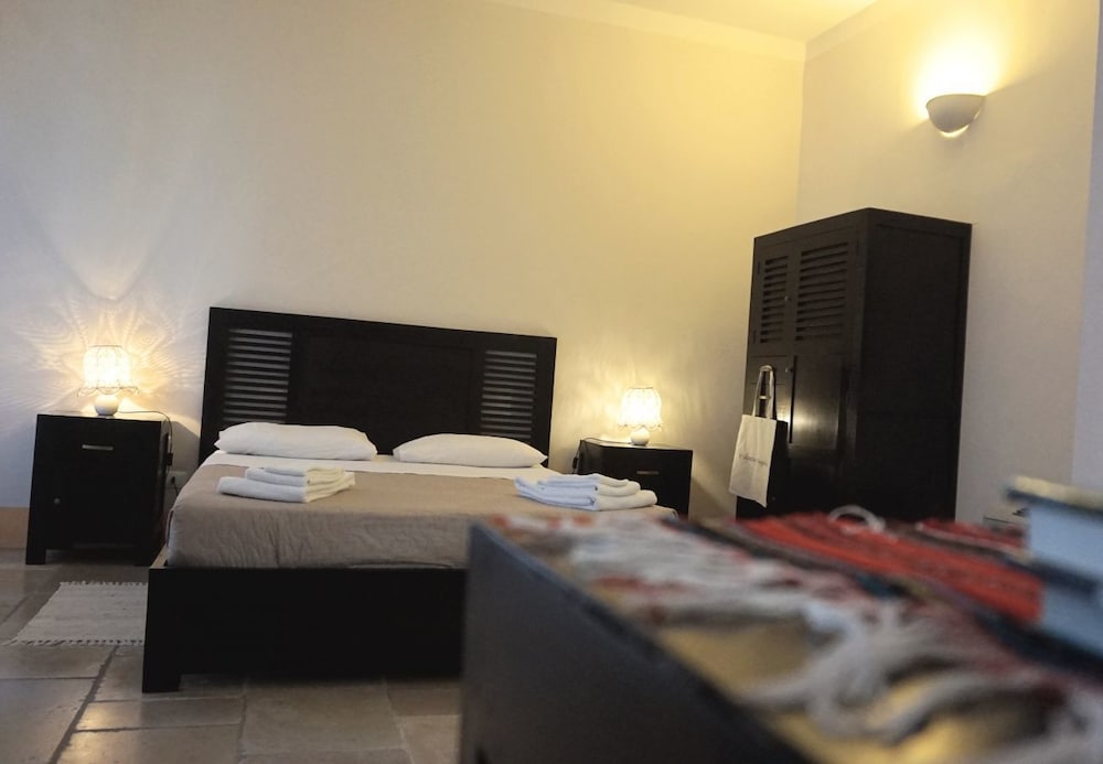 Palazzo Guglielmo Albergo Diffuso 18/79