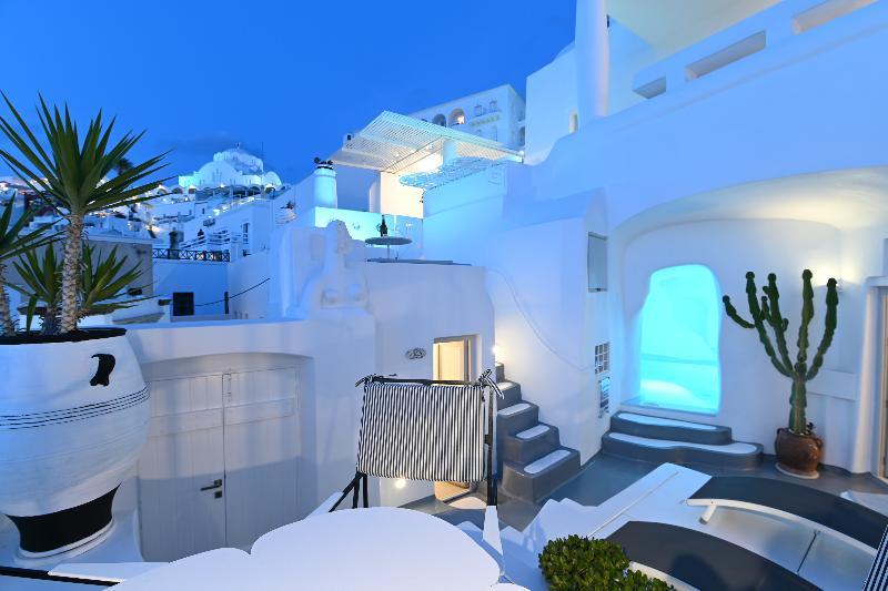 2 Bedrooms, Quadruple, with View, with Pool