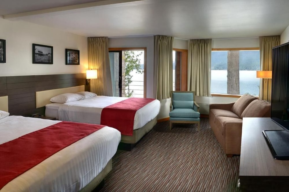 Lake Quinault Lodge 15/50