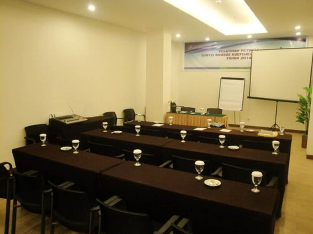 Top Hotel Manado 20/27