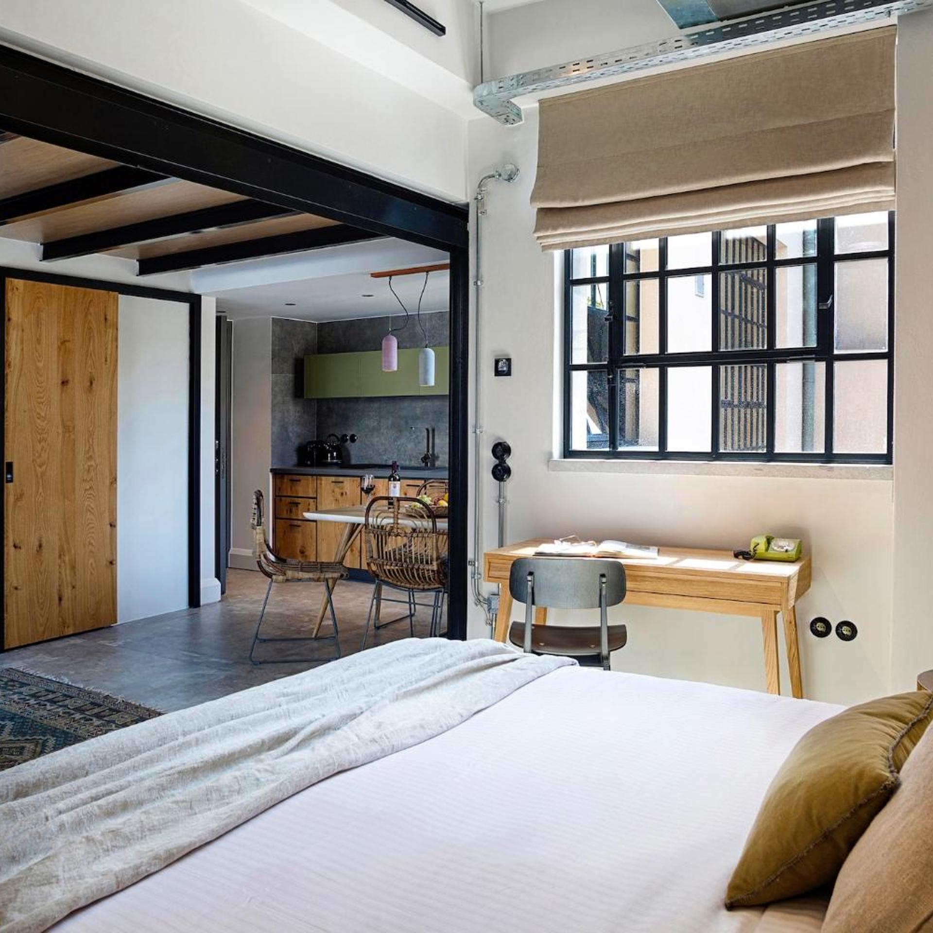 2 Bedrooms, Apartment, Two Story