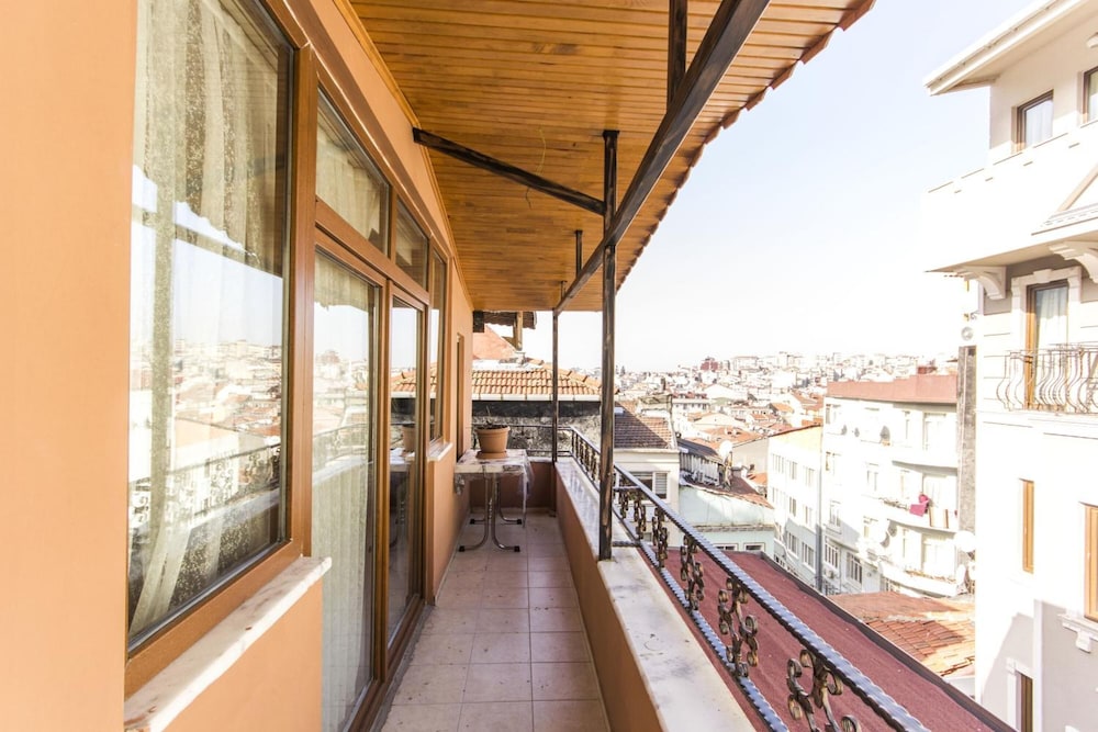 Taksim Ruby Suites 41/50
