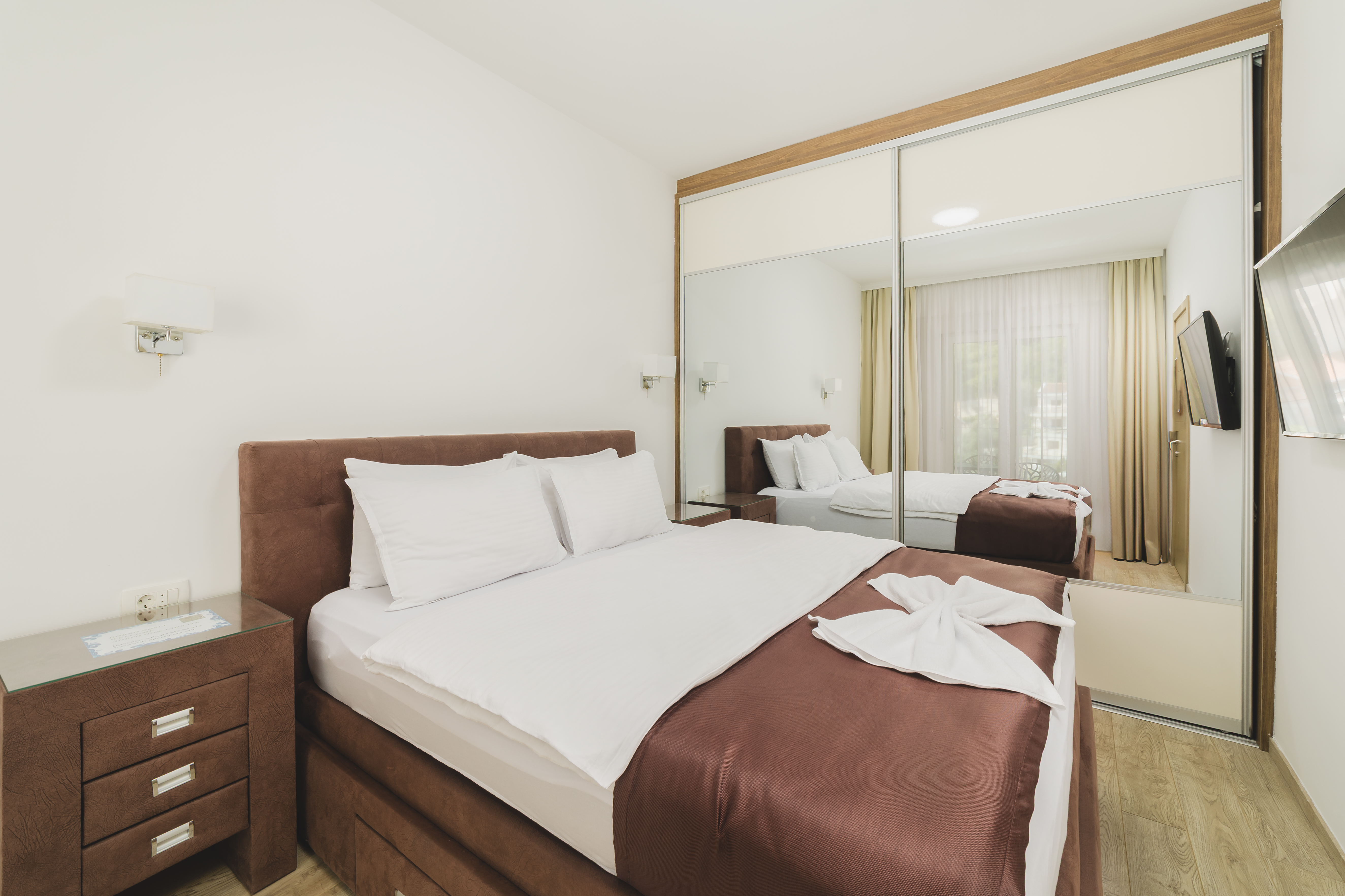One Bedroom Apartment