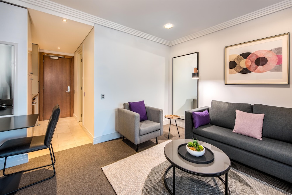 Avani Auckland Metropolis Residences 44/66