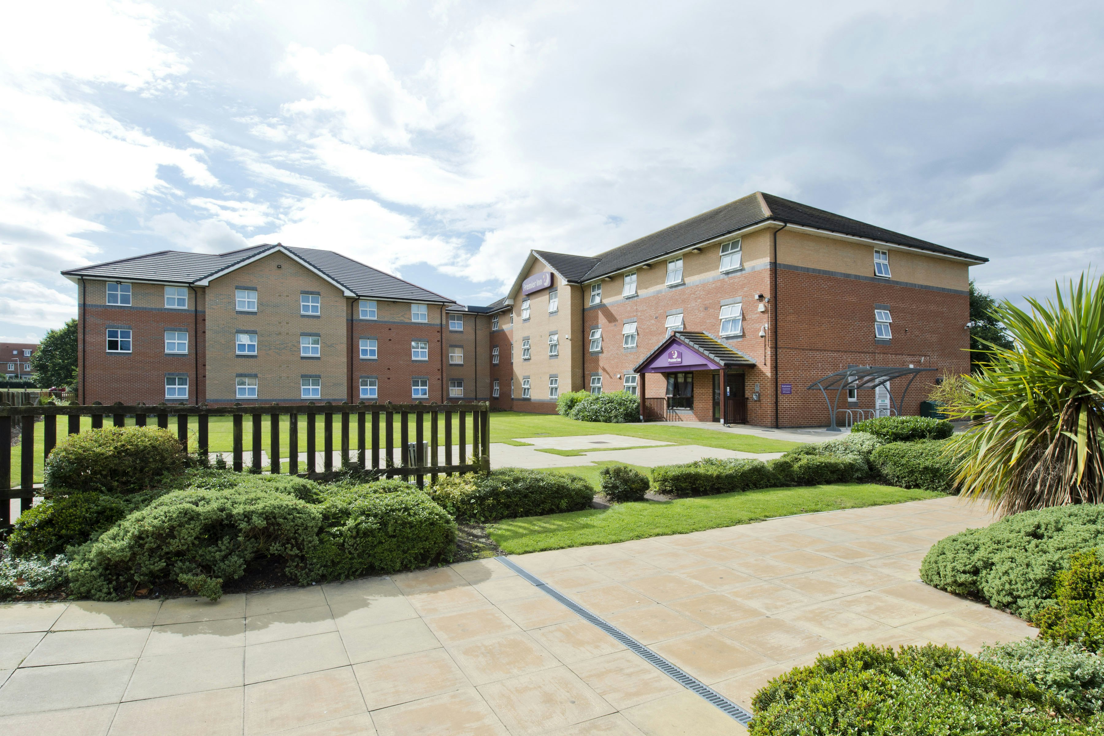 Premier Inn Doncaster Central East 6/45