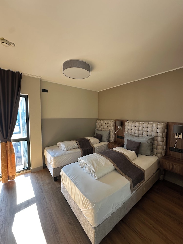 Intergroup Business und Design Hotel 11/47