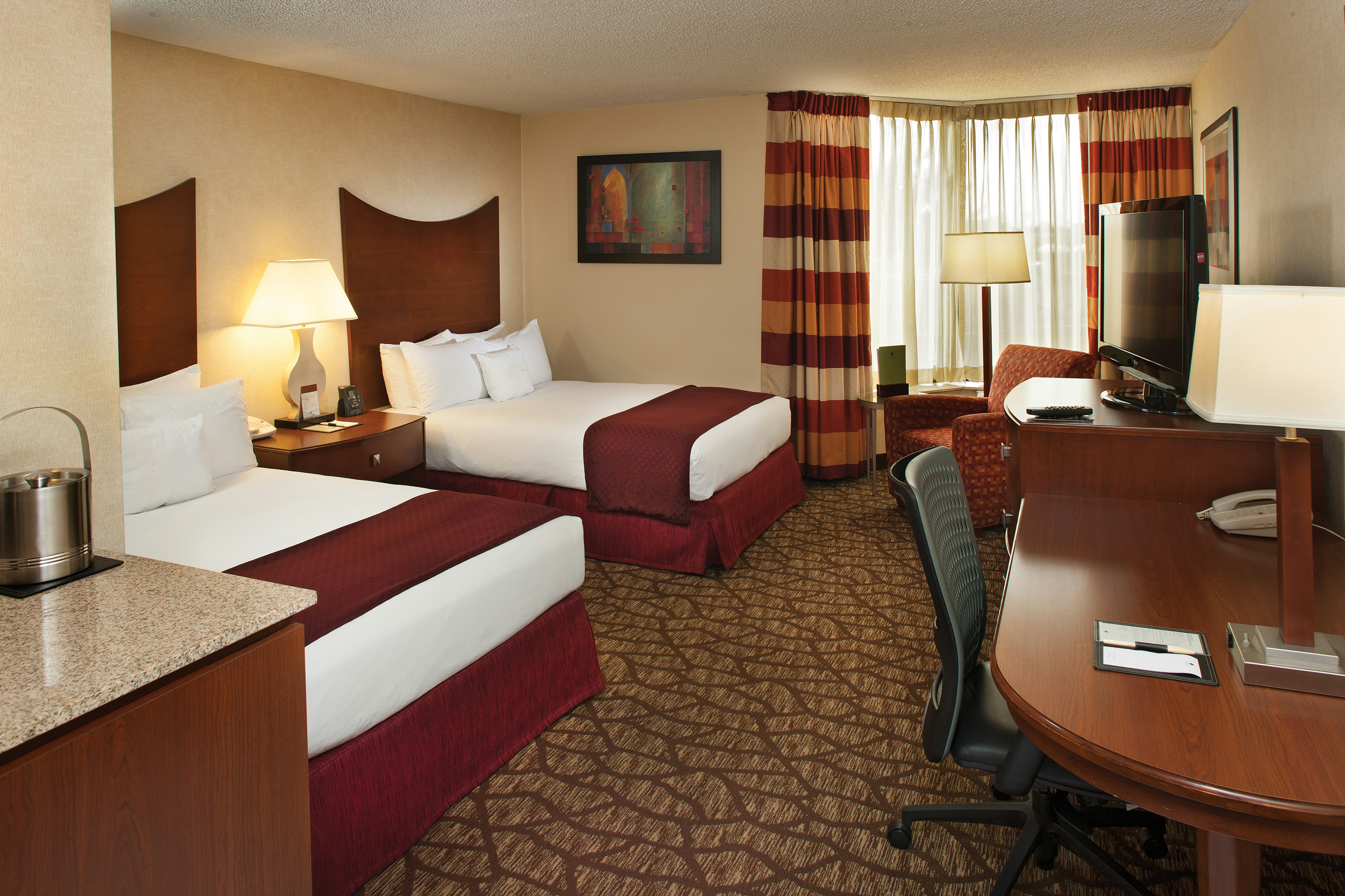 DoubleTree by Hilton Hotel Johnson City 10/61