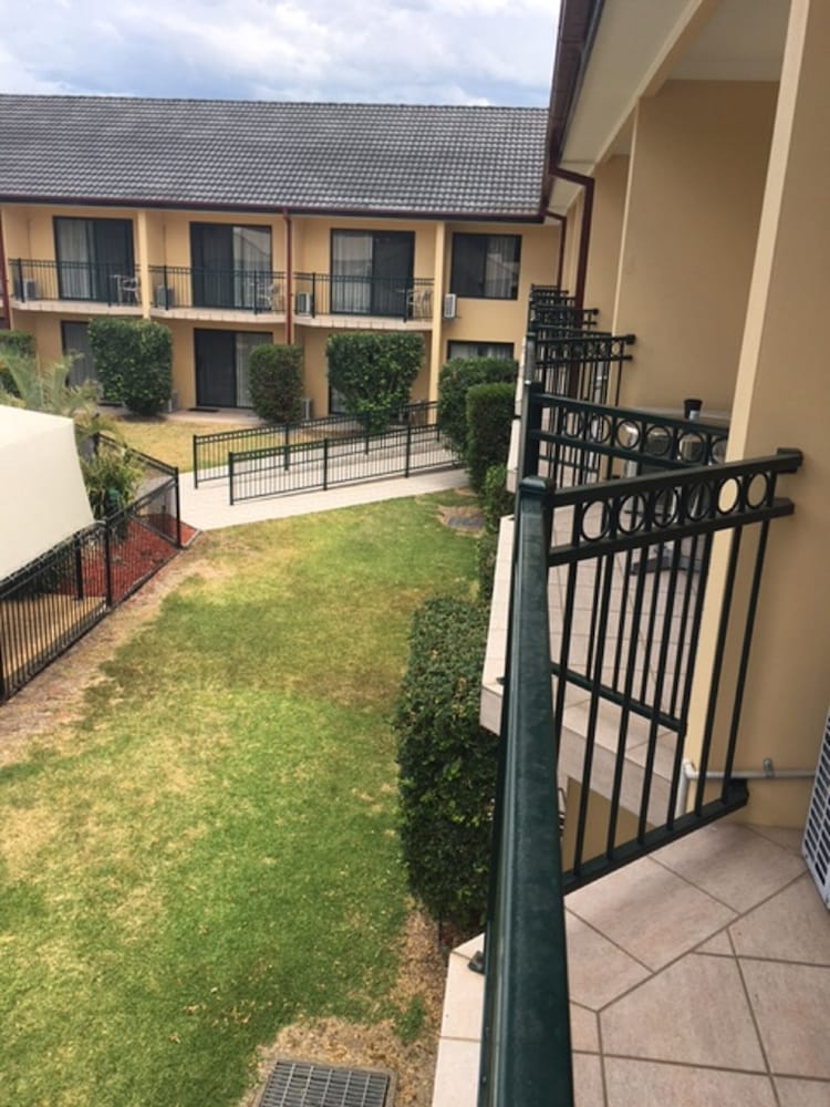 ST MARYS PARK VIEW MOTEL 8/34