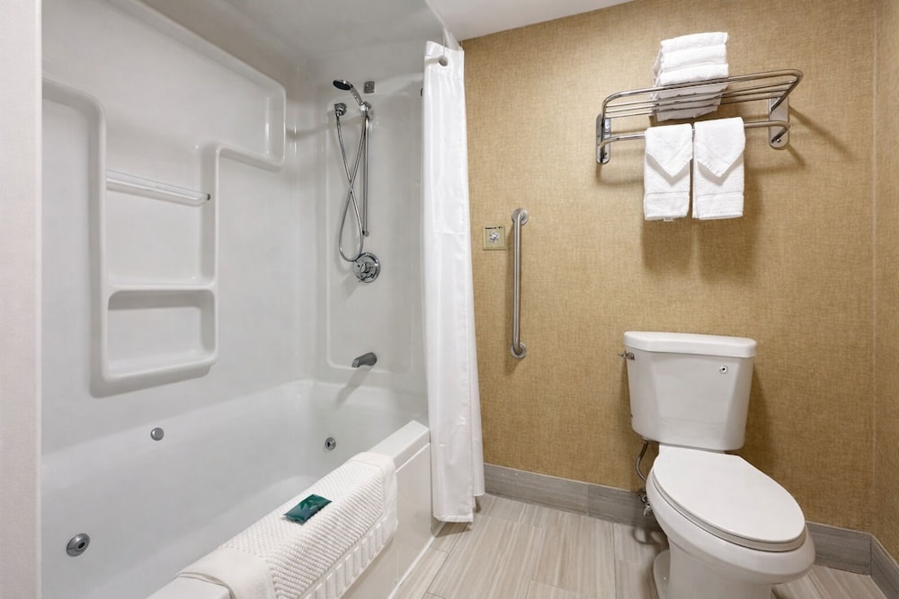 Riverview Inn & Suites 69/69